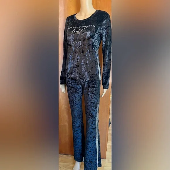 GIUSEPPE ZANOTTI 2pc Rhinestone Studded Black Velour Sweatsuit/Loungewear Sz S - Picture 2 of 11